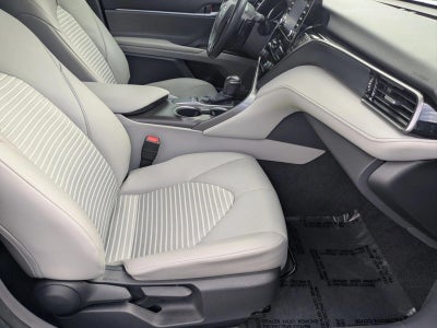 2024 Toyota Camry SE Auto (SE)