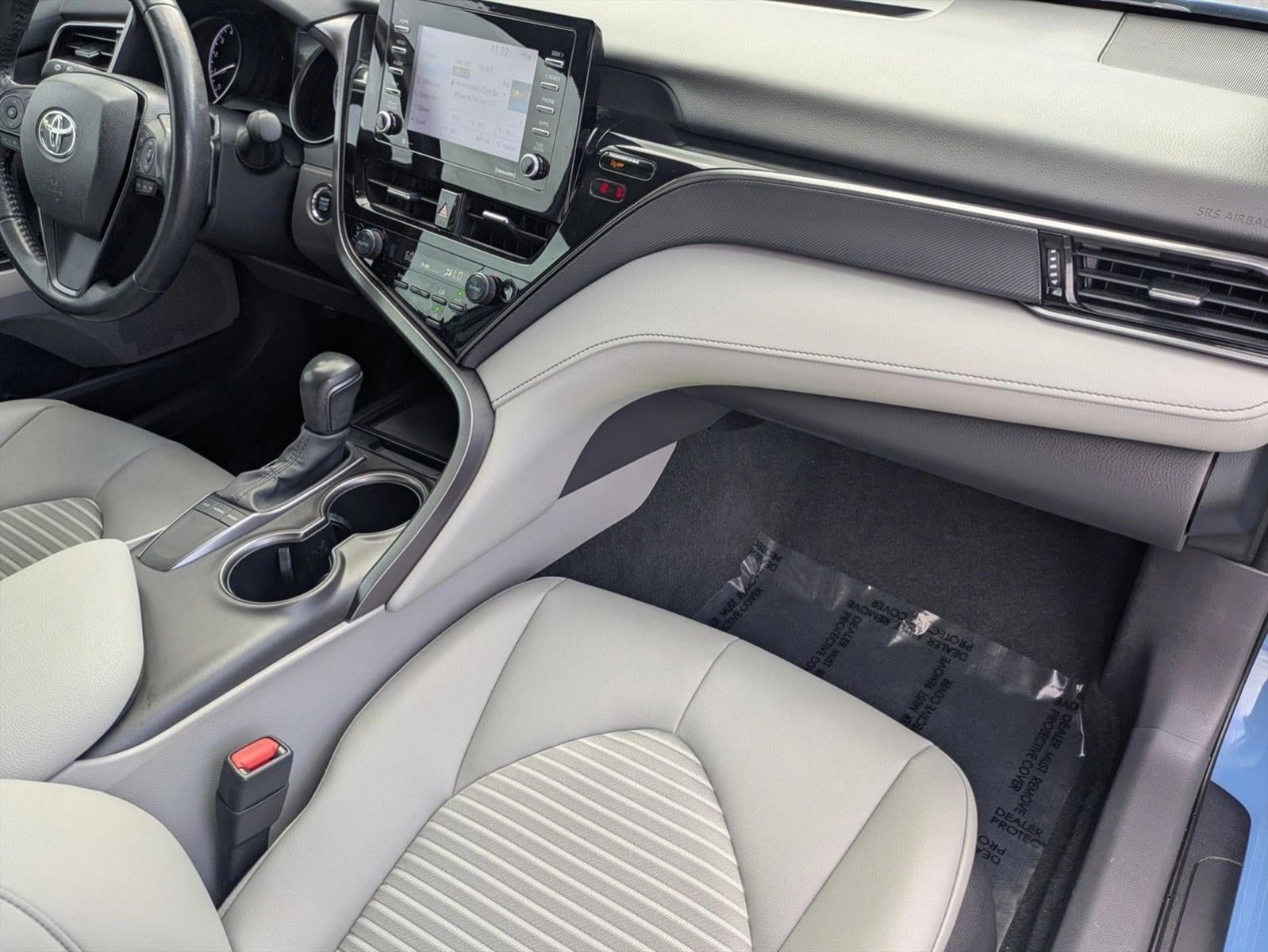 2024 Toyota Camry SE Auto (SE)