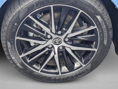 2024 Toyota Camry SE Auto (SE)