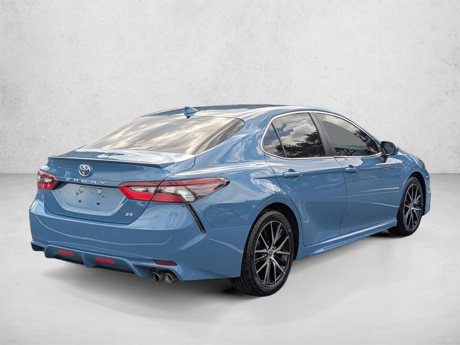 2024 Toyota Camry SE Auto (SE)