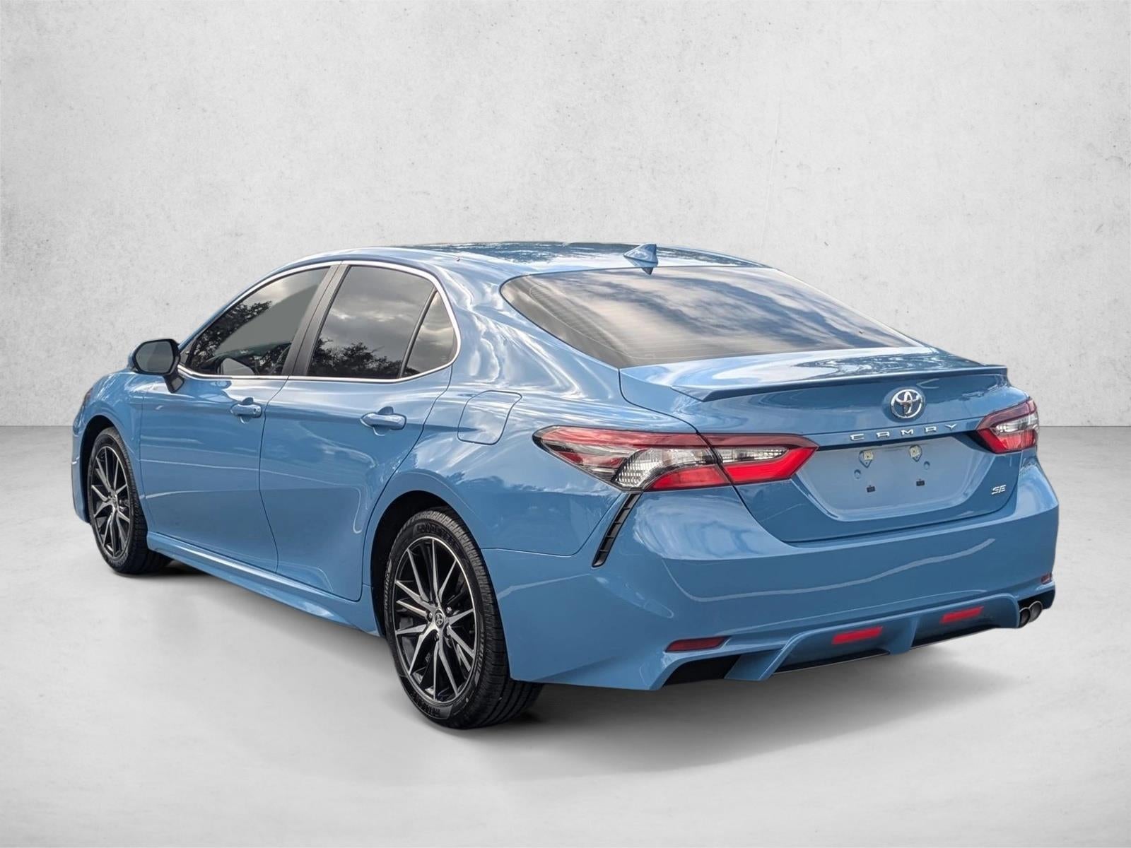 2024 Toyota Camry SE Auto (SE)