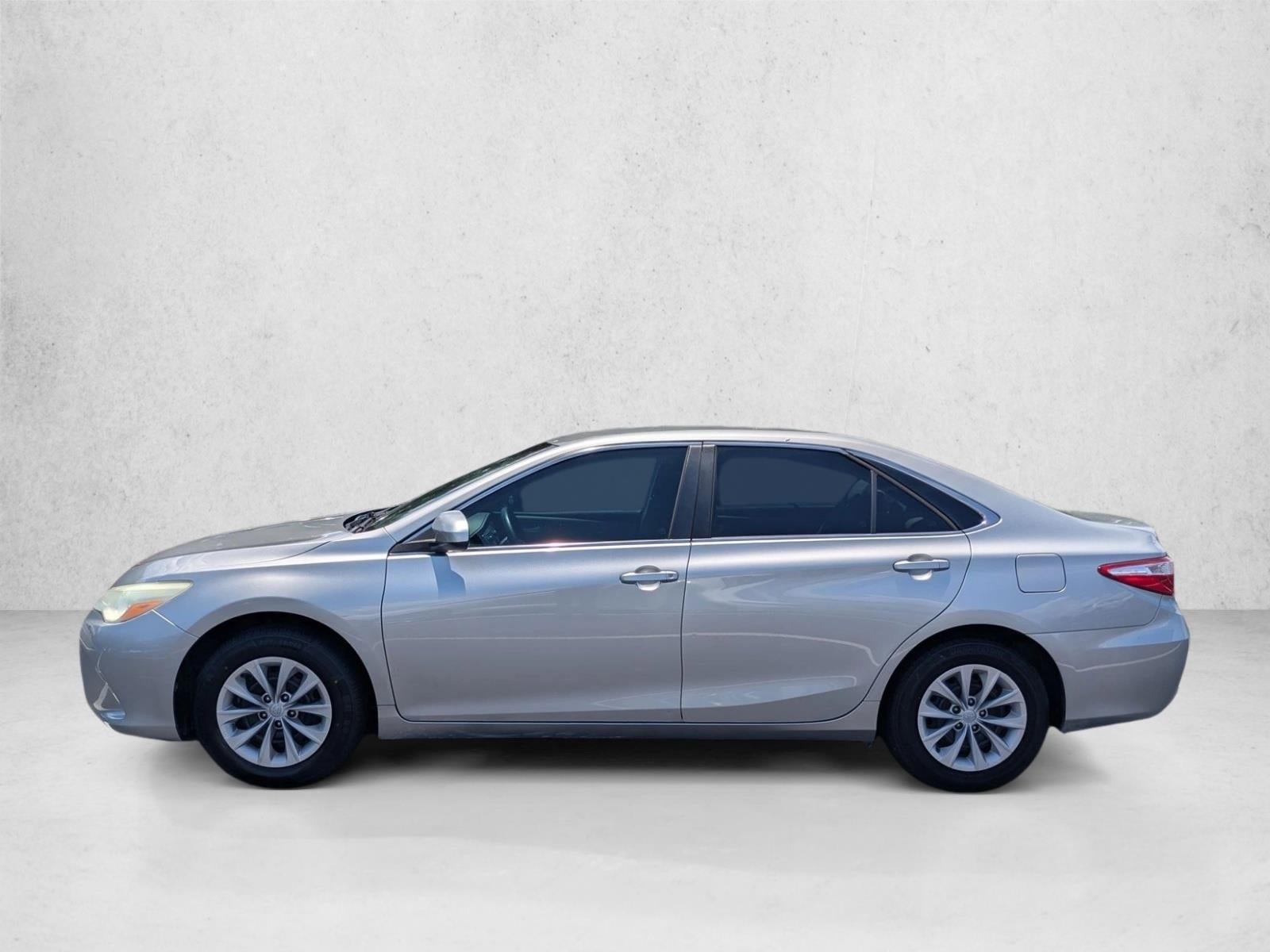 2016 Toyota Camry 4dr Sdn I4 Auto LE (SE)