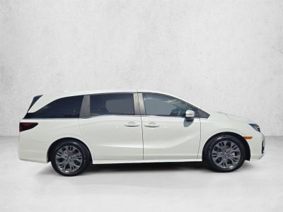 2026 Honda Odyssey Touring Auto