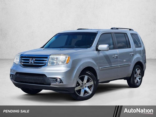 2012 Honda Pilot 2WD Touring with DVD Rear Entertainment System and Navigation