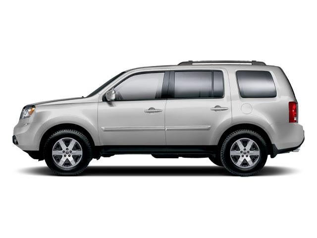 2012 Honda Pilot 2WD Touring with DVD Rear Entertainment System and Navigation