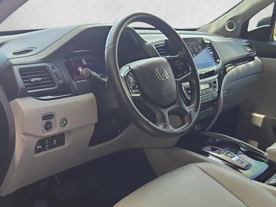 2019 Honda Pilot Touring 8-Passenger 2WD
