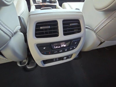 2019 Honda Pilot Touring 8-Passenger 2WD