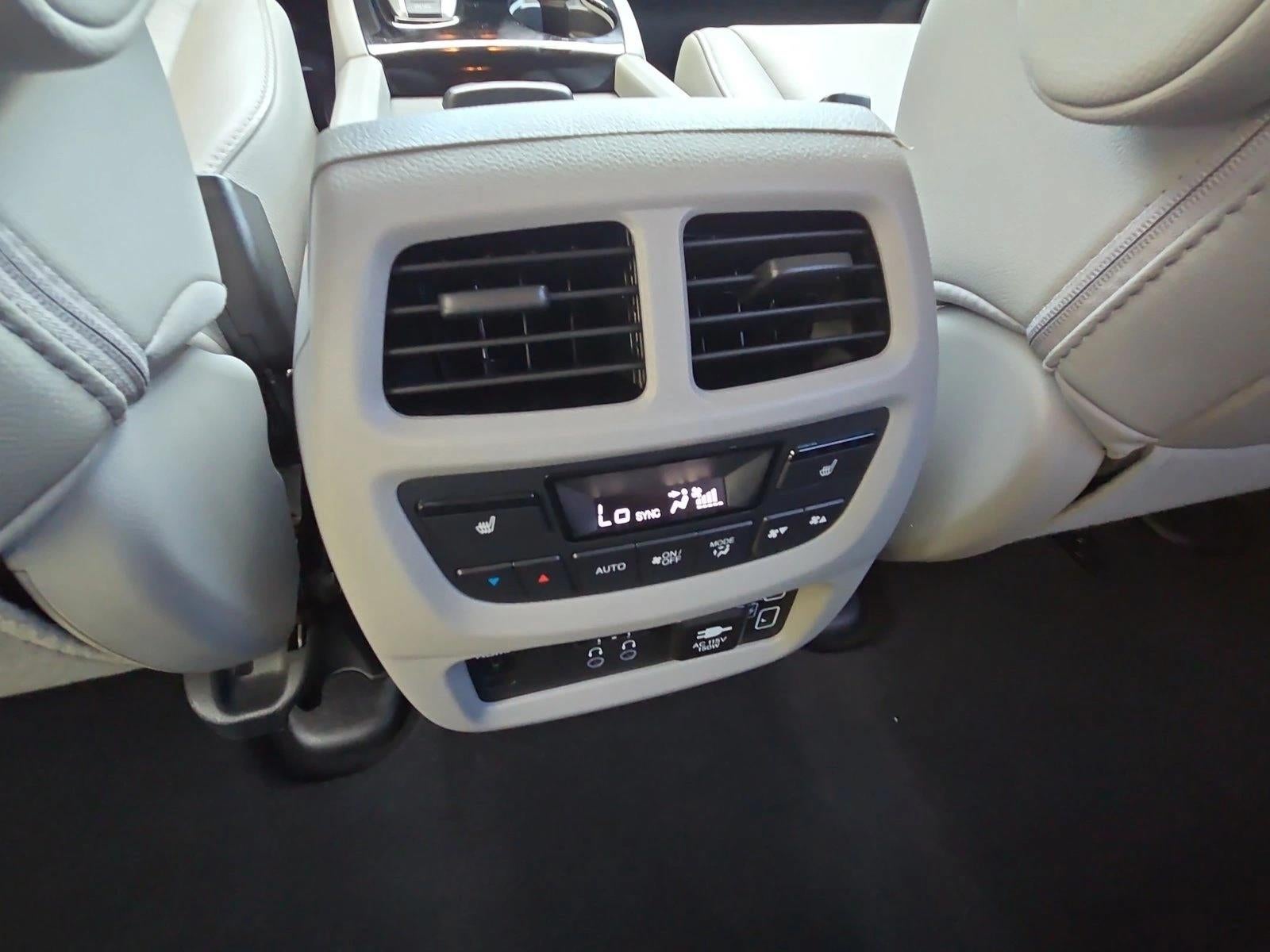 2019 Honda Pilot Touring 8-Passenger 2WD