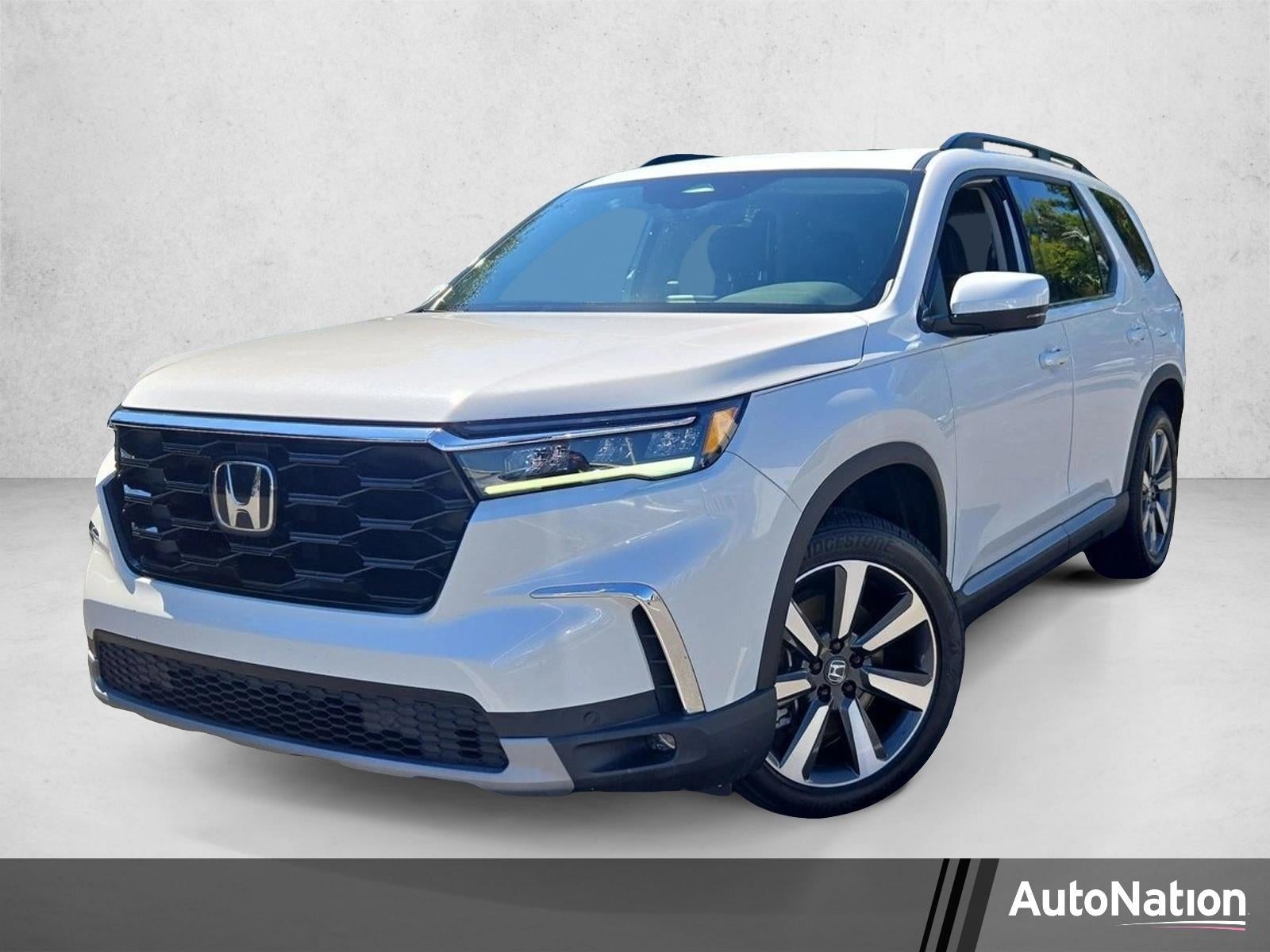 2025 Honda Pilot Touring AWD