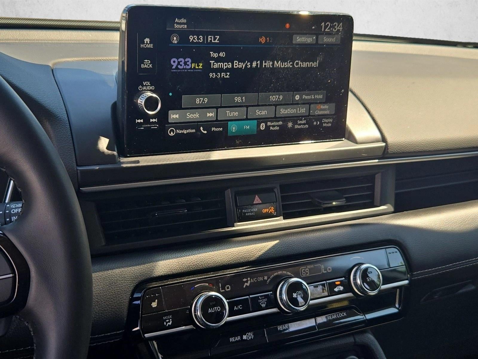 2025 Honda Pilot Touring AWD