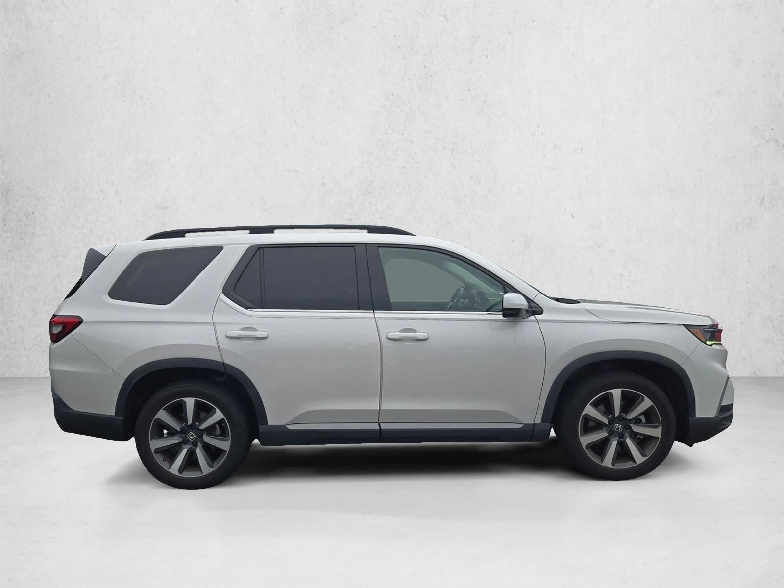 2025 Honda Pilot Touring AWD