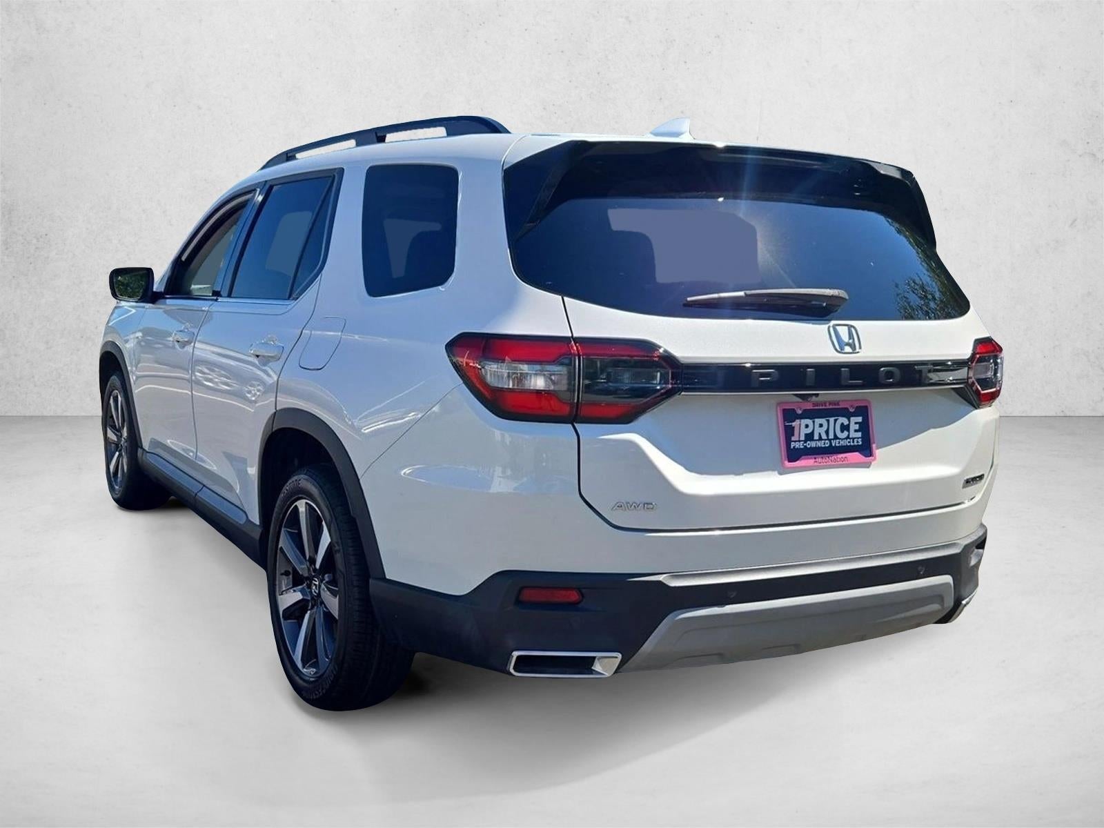 2025 Honda Pilot Touring AWD