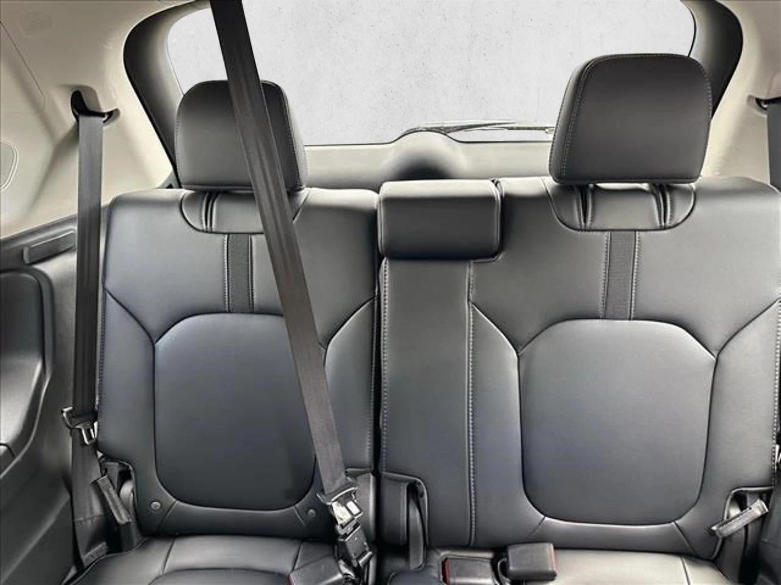 2024 Honda Pilot Touring 2WD