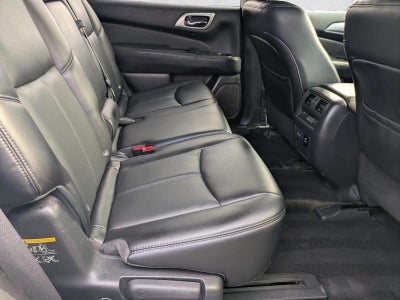 2017 Nissan Pathfinder 4x4 SL