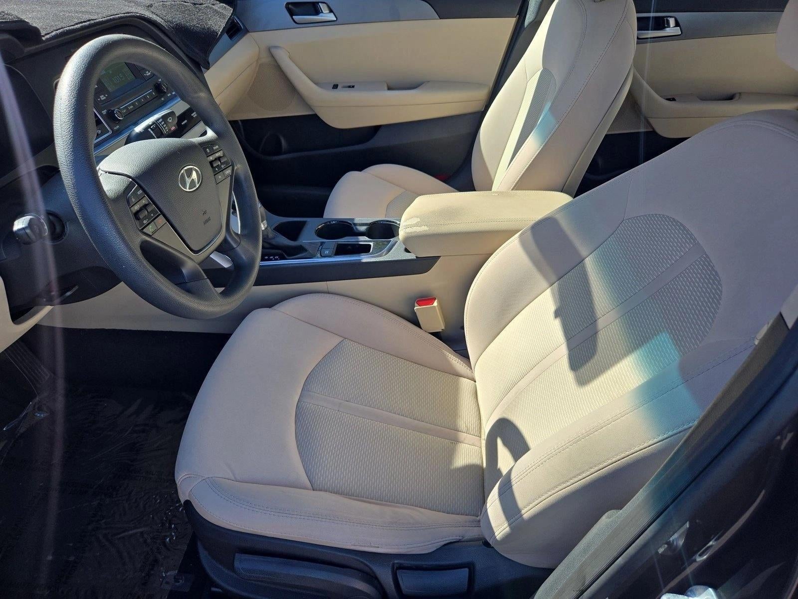 2015 Hyundai SONATA 4dr Sdn 2.4L SE