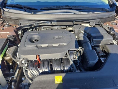 2015 Hyundai SONATA 4dr Sdn 2.4L SE