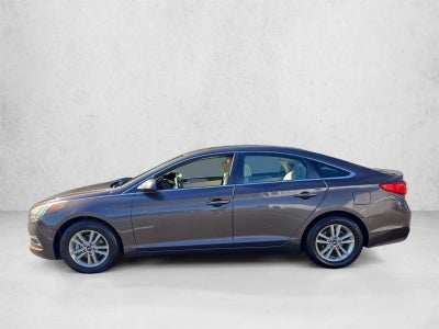 2015 Hyundai SONATA 4dr Sdn 2.4L SE