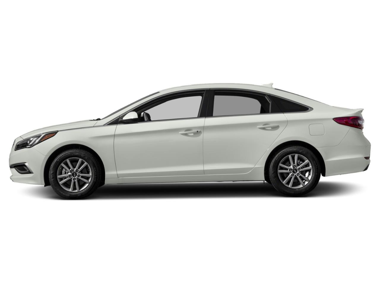 2015 Hyundai SONATA 4dr Sdn 2.4L SE