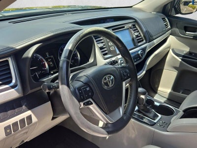 2014 Toyota Highlander AWD 4dr V6 XLE (Natl)