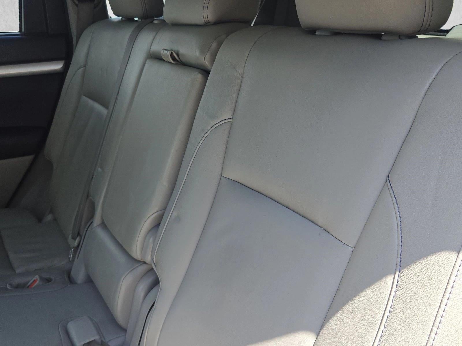 2014 Toyota Highlander AWD 4dr V6 XLE (Natl)