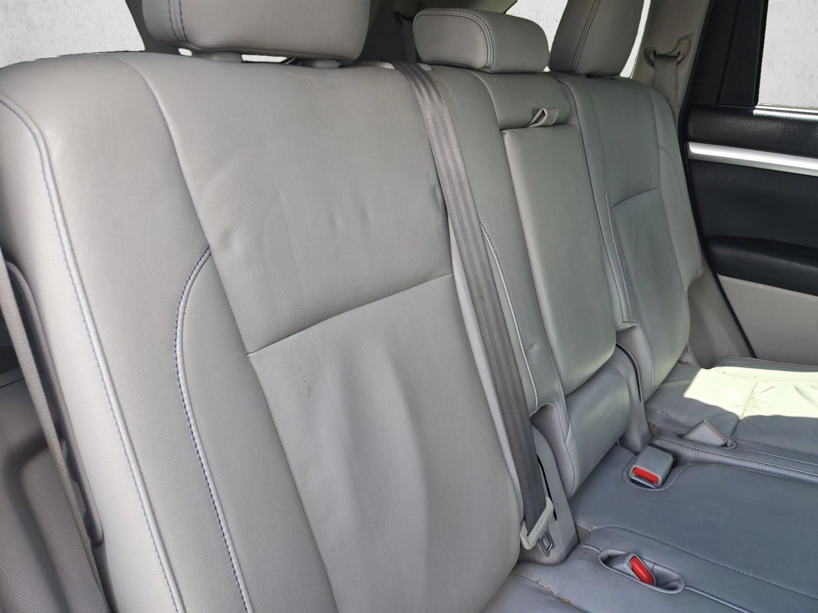 2014 Toyota Highlander AWD 4dr V6 XLE (Natl)