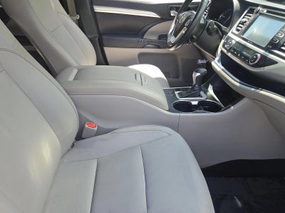 2014 Toyota Highlander AWD 4dr V6 XLE (Natl)