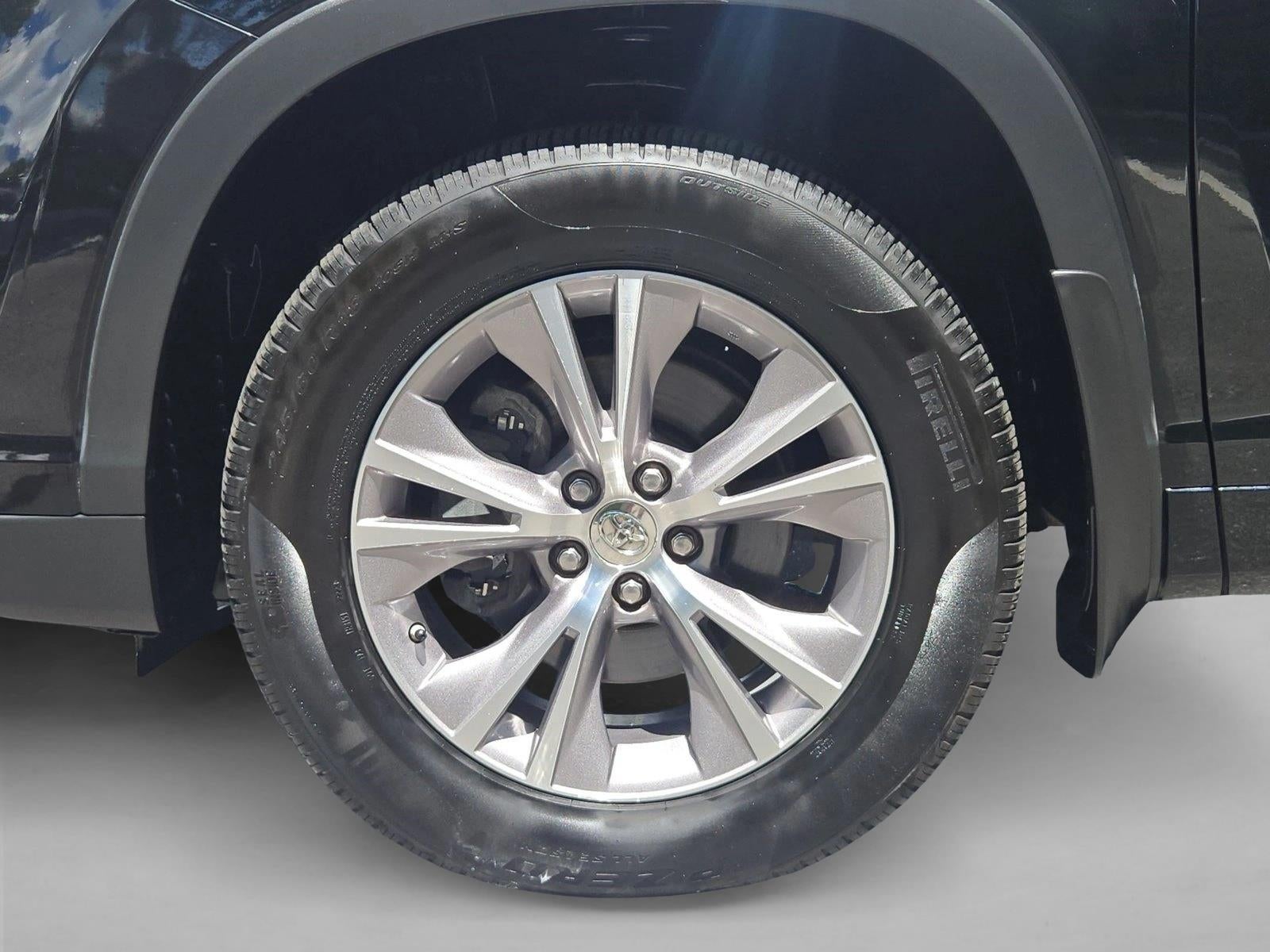 2014 Toyota Highlander AWD 4dr V6 XLE (Natl)