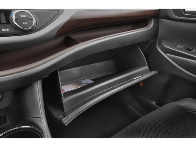 2014 Toyota Highlander AWD 4dr V6 XLE (Natl)