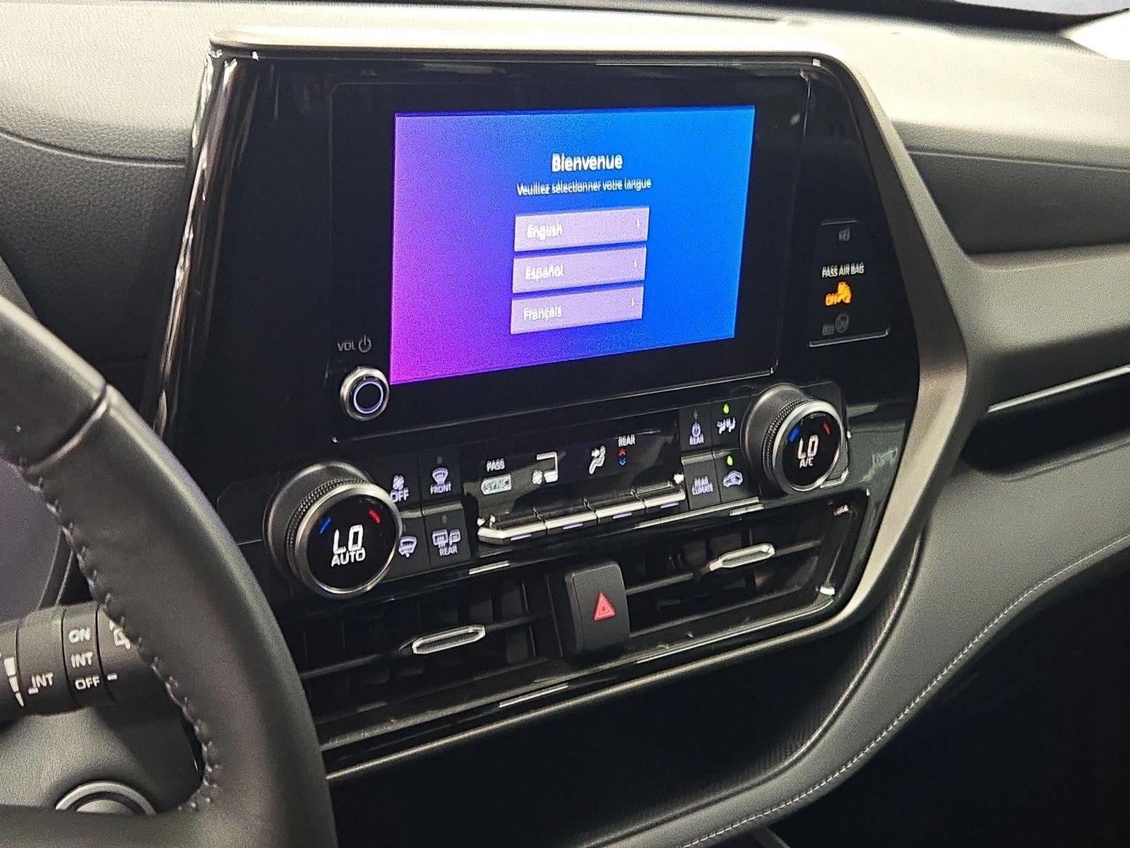 2024 Toyota Highlander LE FWD (Natl)