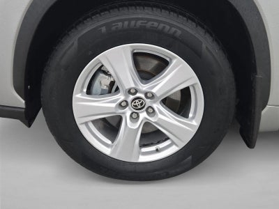 2024 Toyota Highlander LE FWD (Natl)