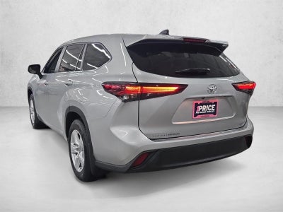 2024 Toyota Highlander LE FWD (Natl)