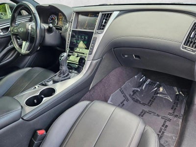 2019 INFINITI Q60 3.0t LUXE AWD