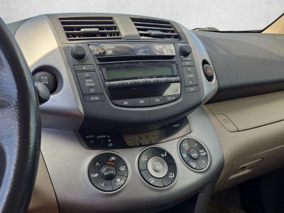 2006 Toyota RAV4 4dr Limited 4-cyl 4WD (Natl)