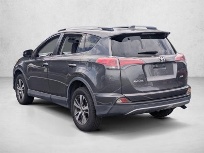 2017 Toyota RAV4 XLE FWD (GS)