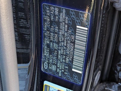 2024 Hyundai ELANTRA SE IVT