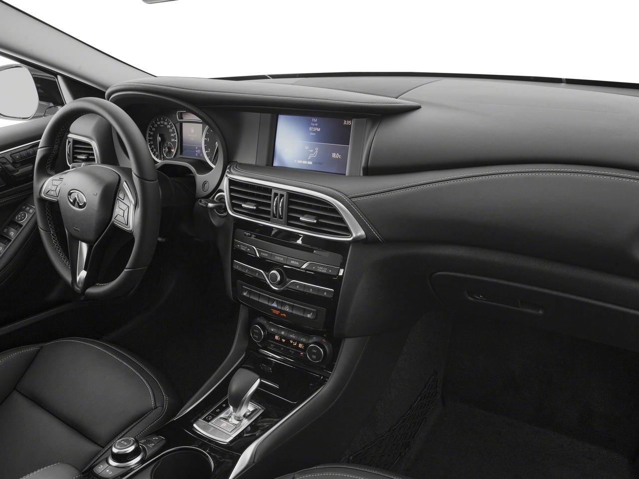 2017 INFINITI QX30 Luxury FWD