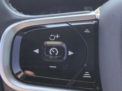 2021 Volvo XC90 T5 FWD Momentum 7P