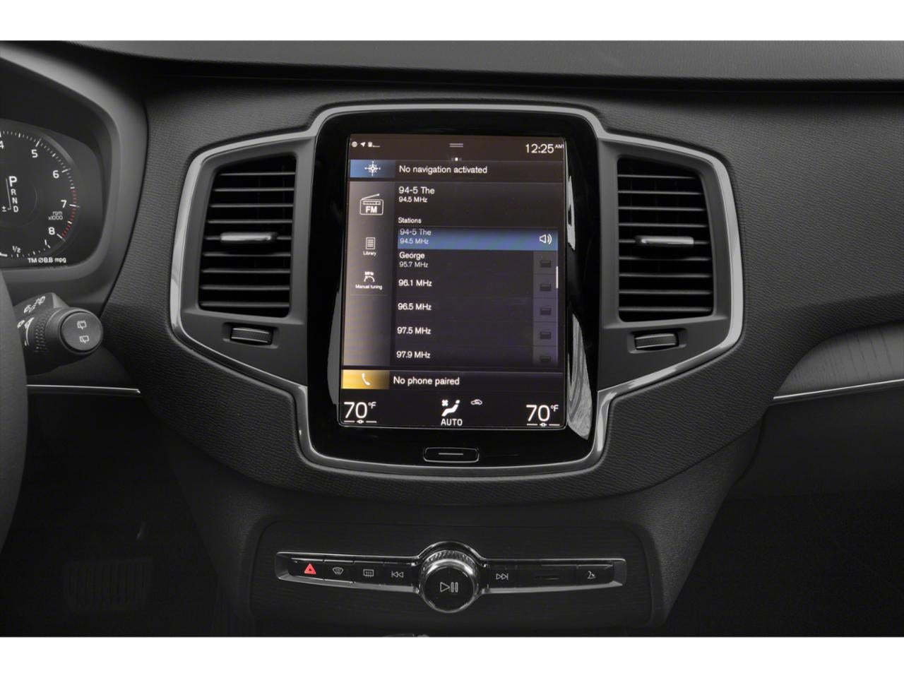 2021 Volvo XC90 T5 FWD Momentum 7P