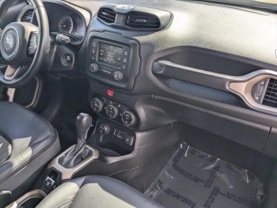 2017 Jeep Renegade Deserthawk 4x4 *Ltd Avail*