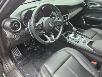 2022 Alfa Romeo Giulia RWD