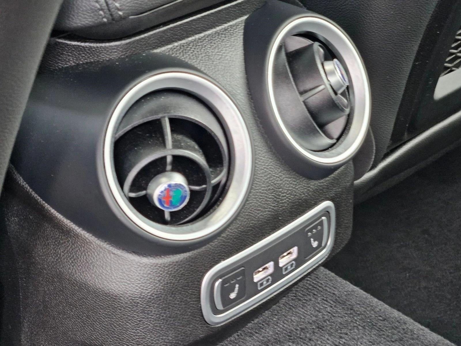 2022 Alfa Romeo Giulia RWD