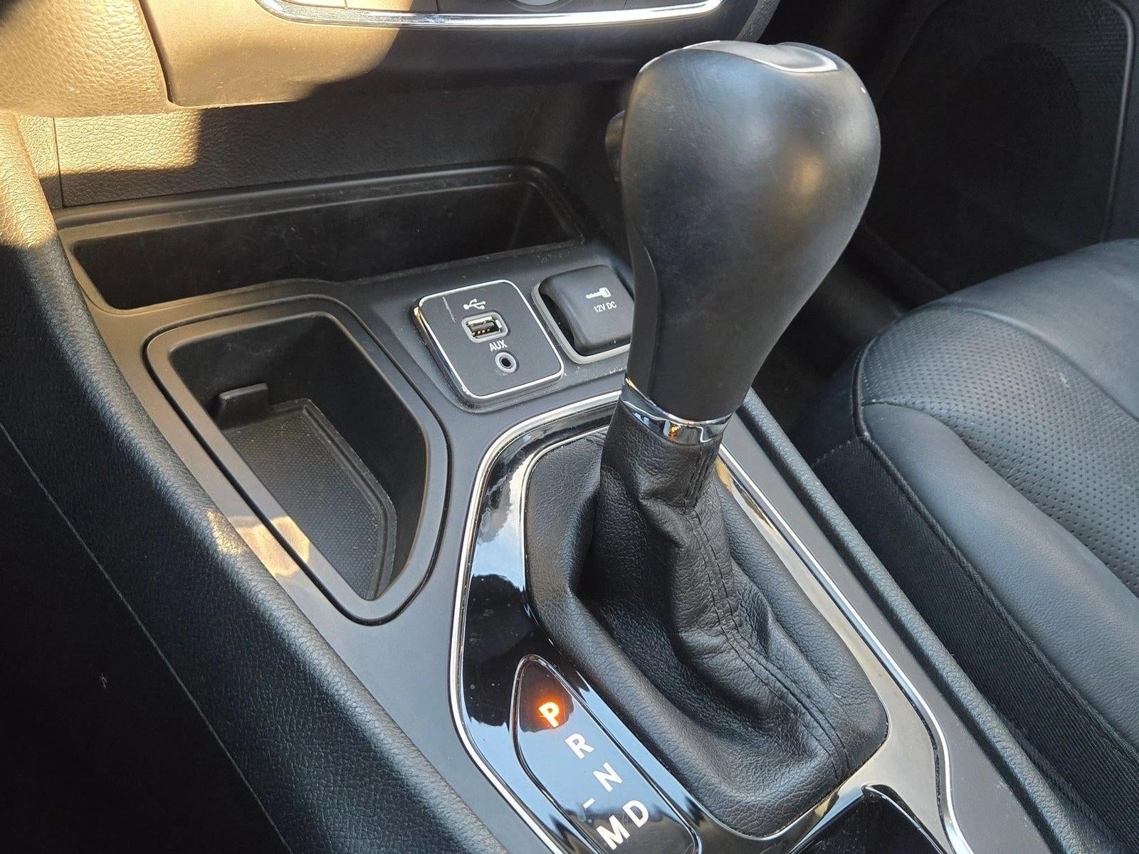 2019 Jeep Cherokee Overland FWD