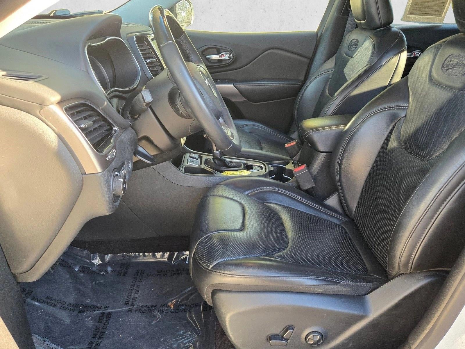 2019 Jeep Cherokee Overland FWD