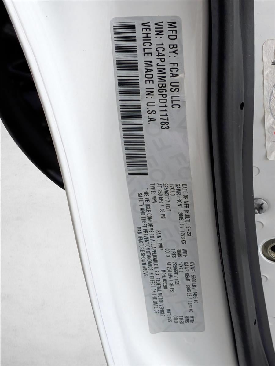 2023 Jeep Cherokee Altitude Lux 4x4