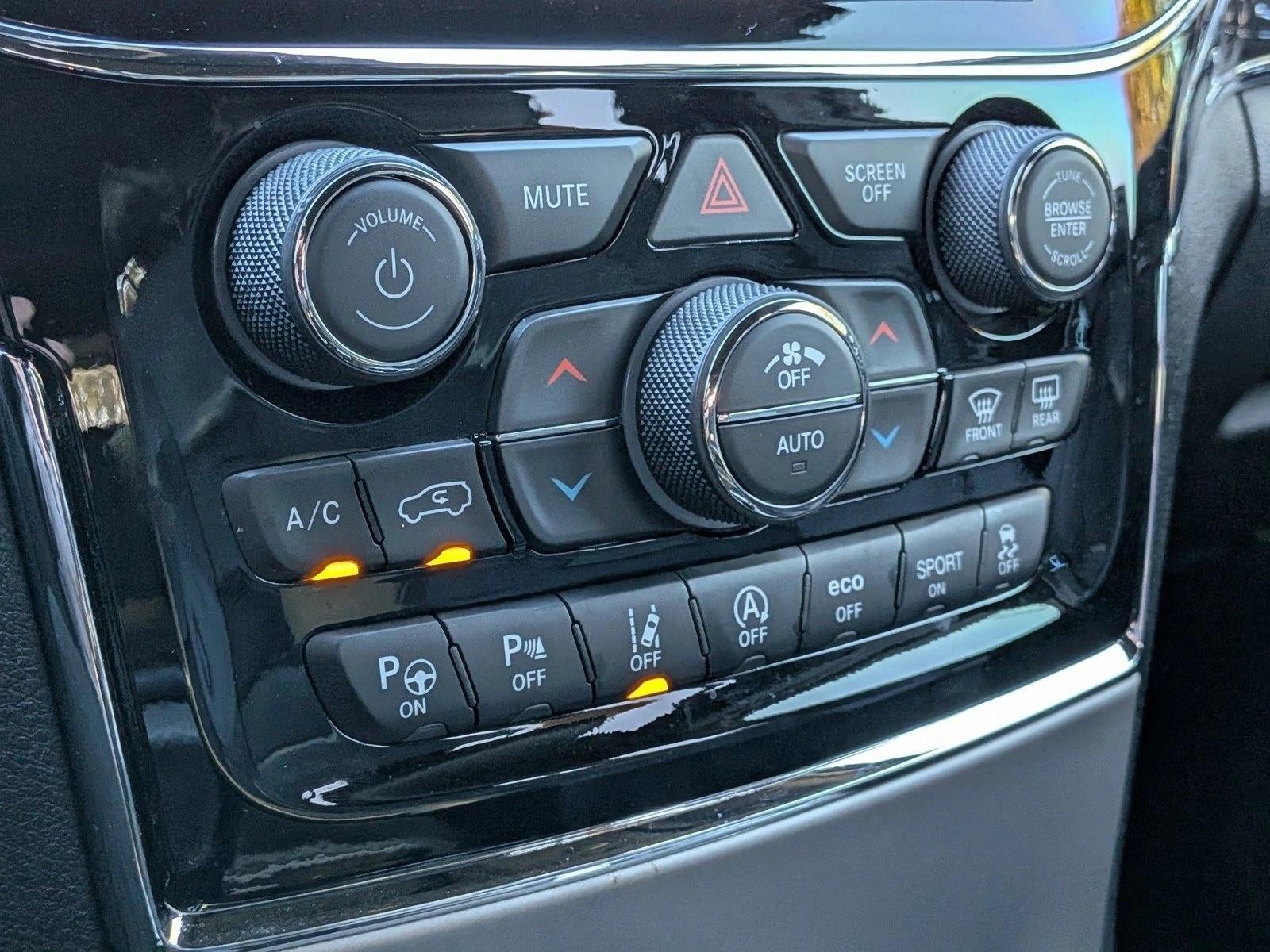 2019 Jeep Grand Cherokee Overland 4x2