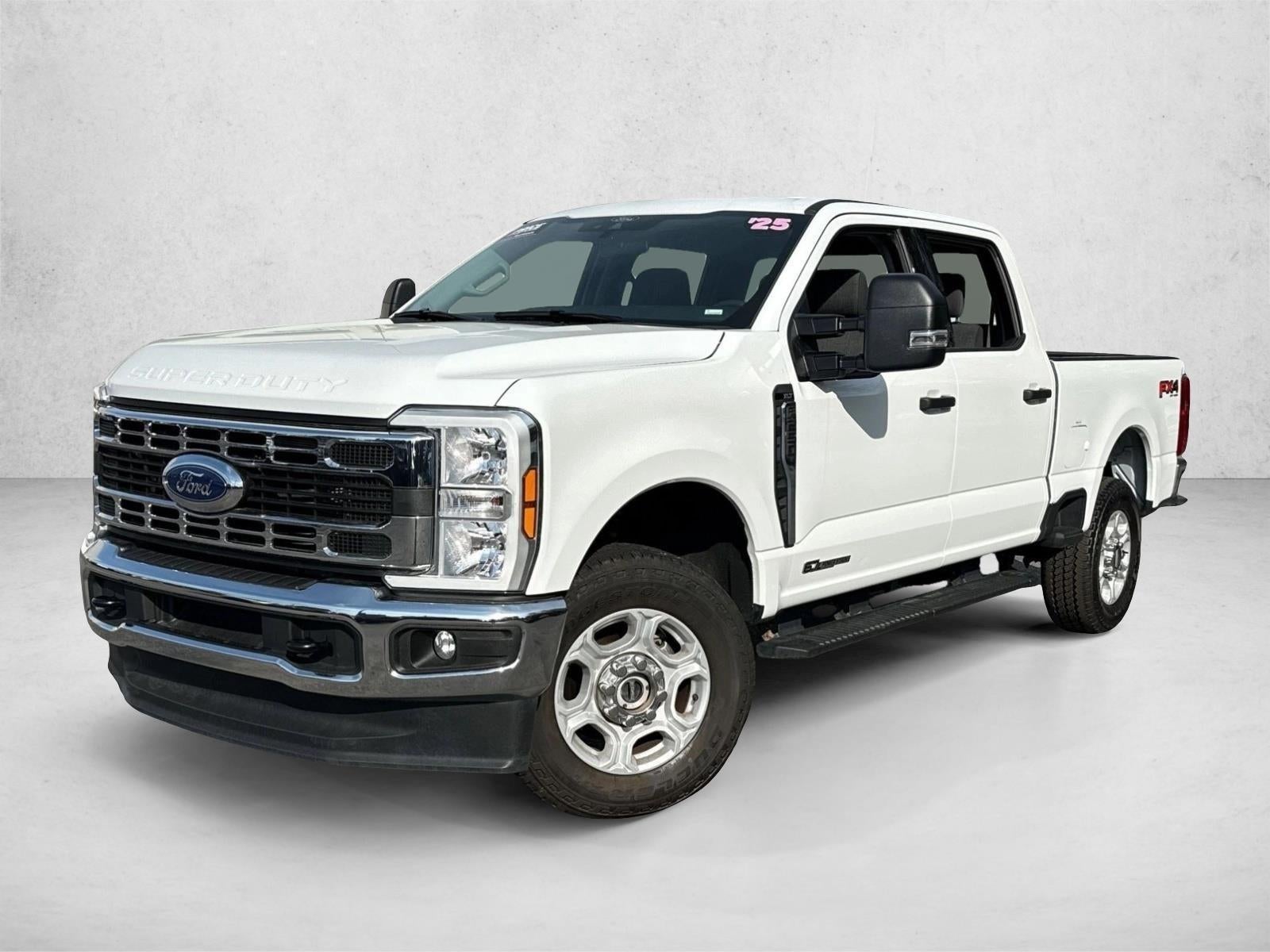 2025 Ford Super Duty F-250 SRW XLT 4WD Crew Cab 6.75' Box