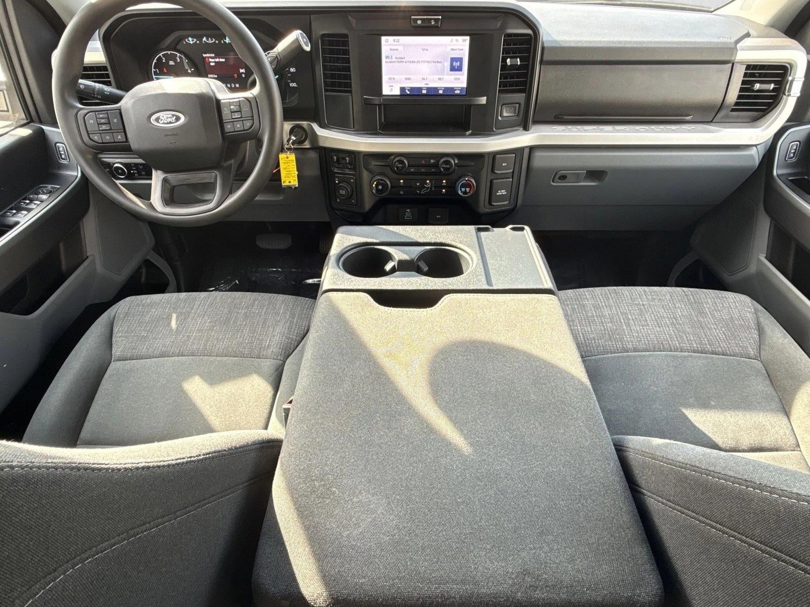 2025 Ford Super Duty F-250 SRW XLT 4WD Crew Cab 6.75' Box