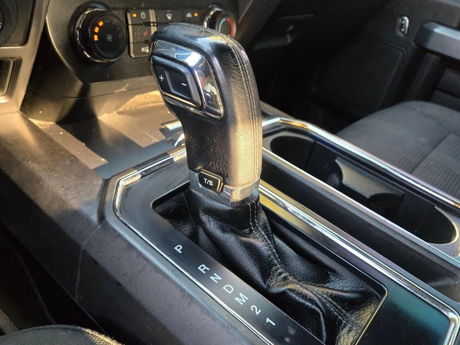 2016 Ford F-150 2WD SuperCrew 5-1/2 Ft Box XLT