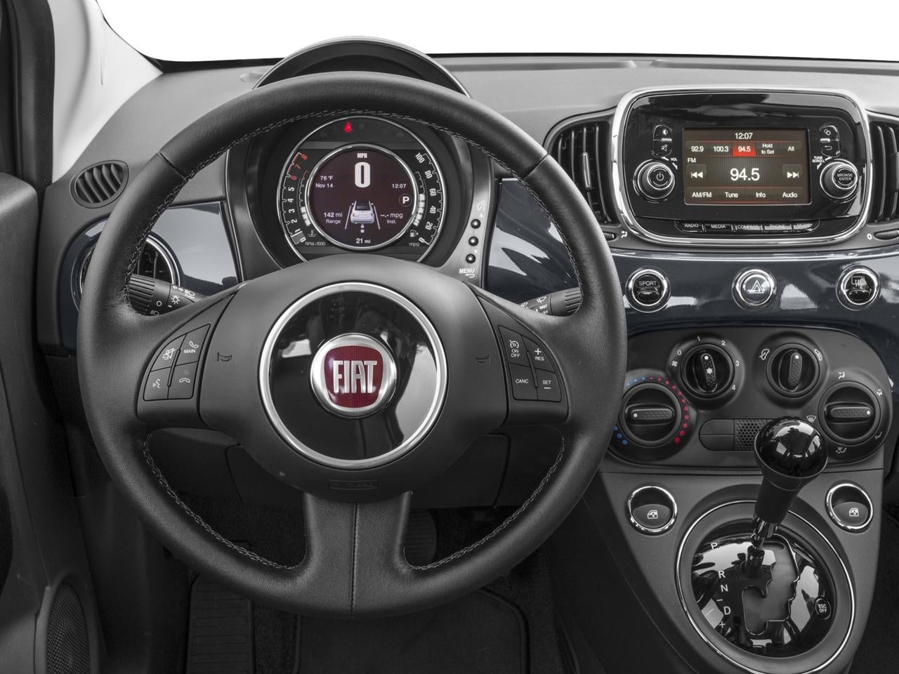 2017 FIAT 500c Lounge Cabrio