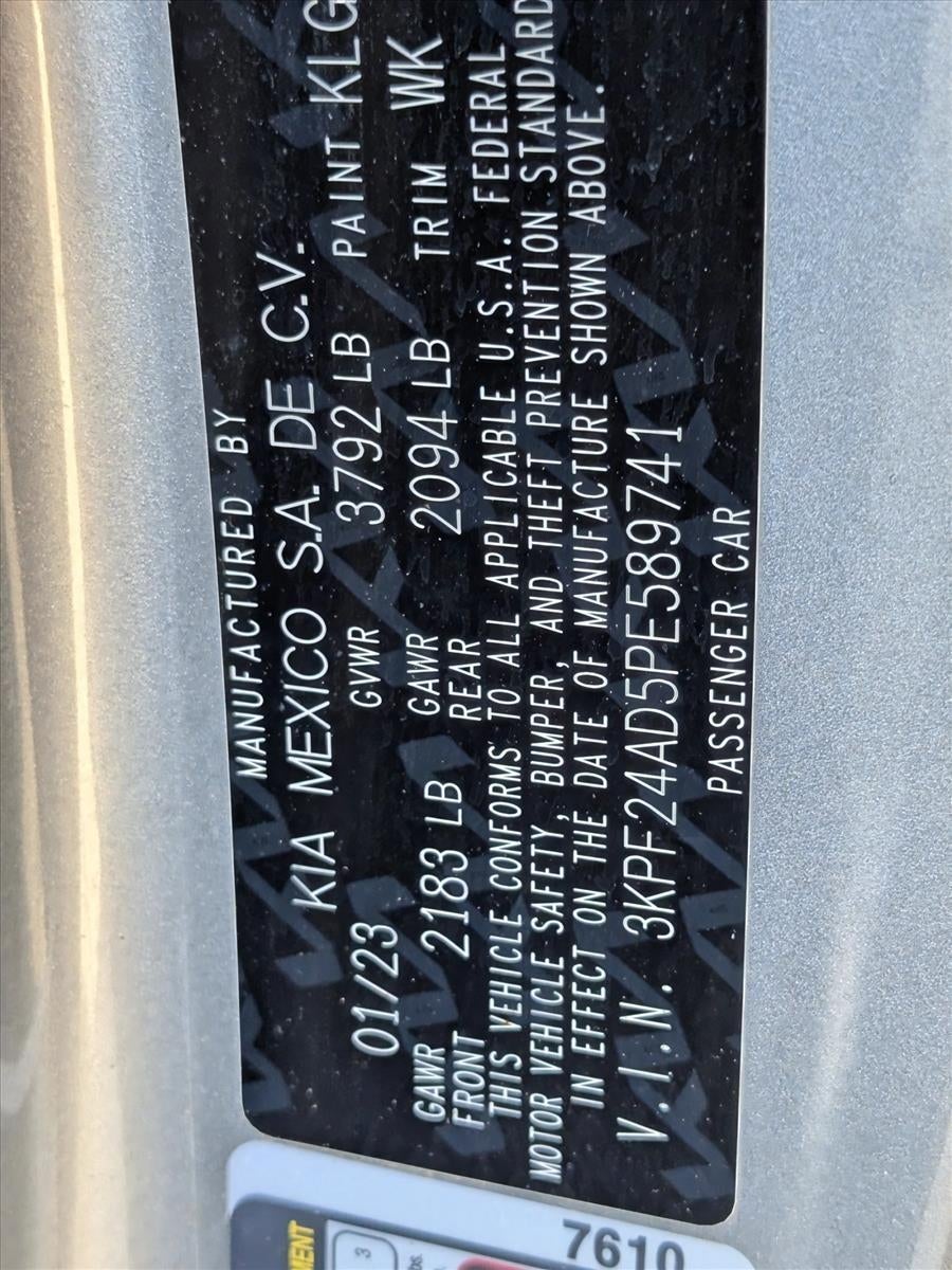 2023 Kia Forte LXS IVT